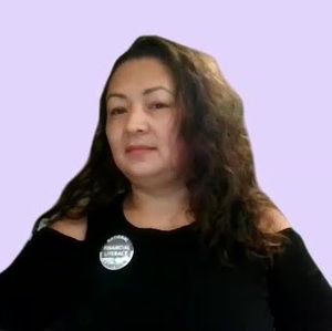 Meet your Posher, Dina